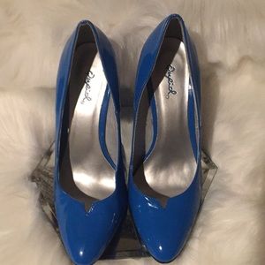 ✨👠QUPID 𗁻👑 ROYAL✨BLUE PATENT LEATHER PUMPS𗁻𗁸✨